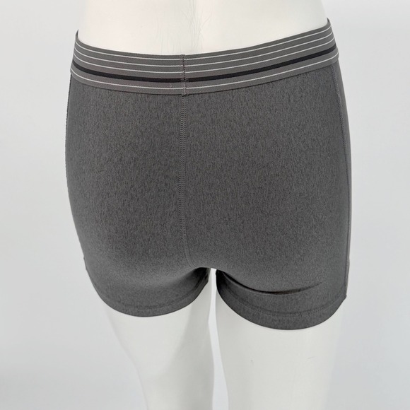 Under Armour Gray Compression Athletic Shorts M Activewear Gym Pilates 102-46 - Picture 11 of 12